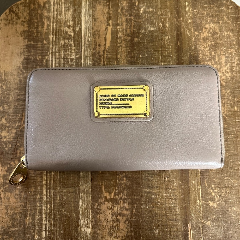 Marc By Marc Jacobs Taupe Leather Zipper Wallet with Gold Plaque